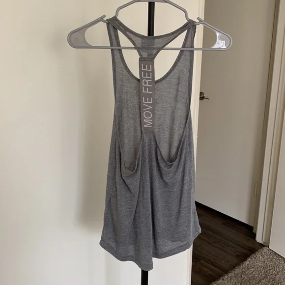 Workout Tank Top - Picture 3 of 3